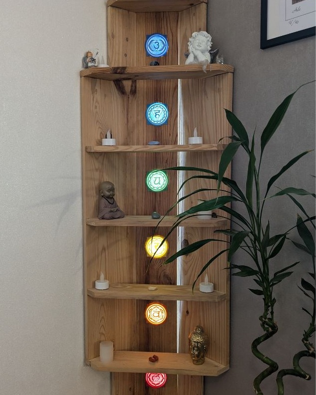 Étagère de chakra lumineuse